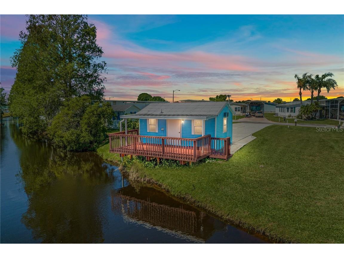 5147 Island View Circle S Polk City FL 33868 P4924955 image1