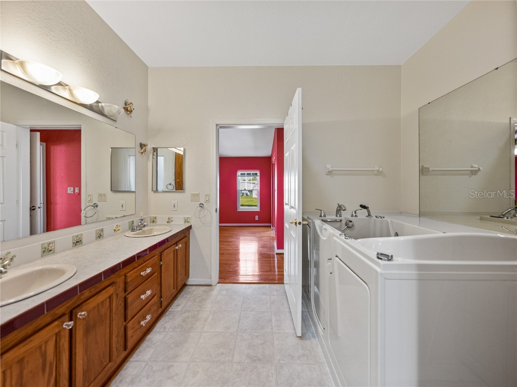 5148 Island View Circle N Polk City FL 33868 P4933401 image38