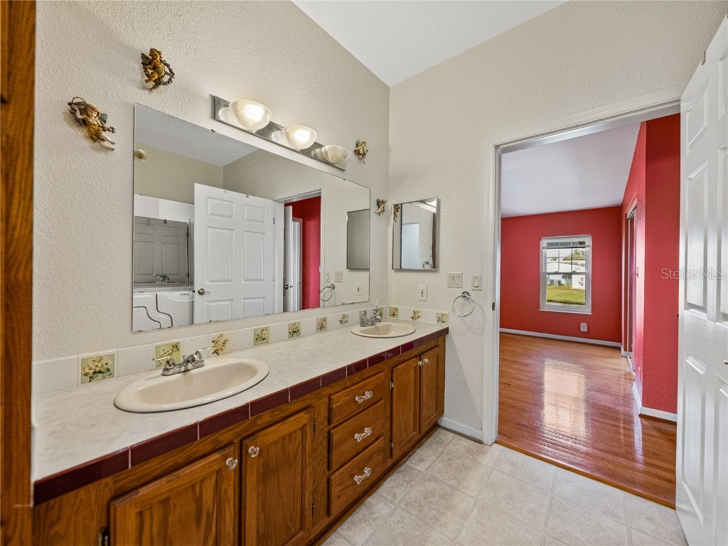 5148 Island View Circle N Polk City FL 33868 P4933401 image39