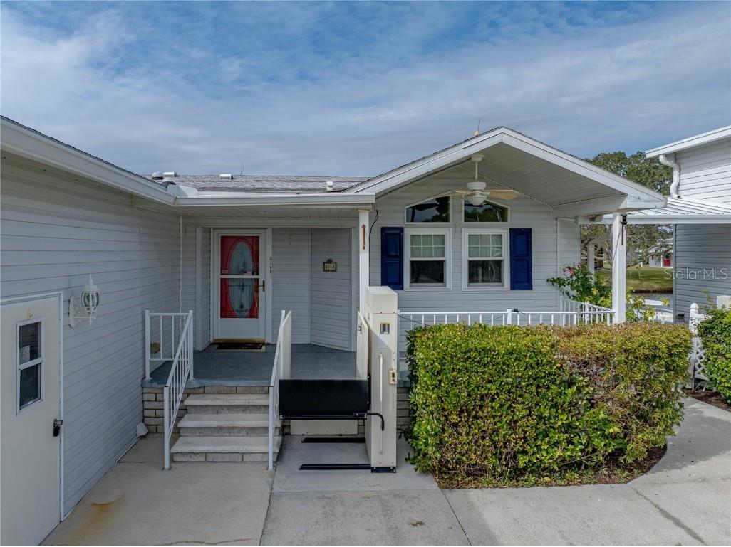 5148 Island View Circle N Polk City FL 33868 P4933401 image8