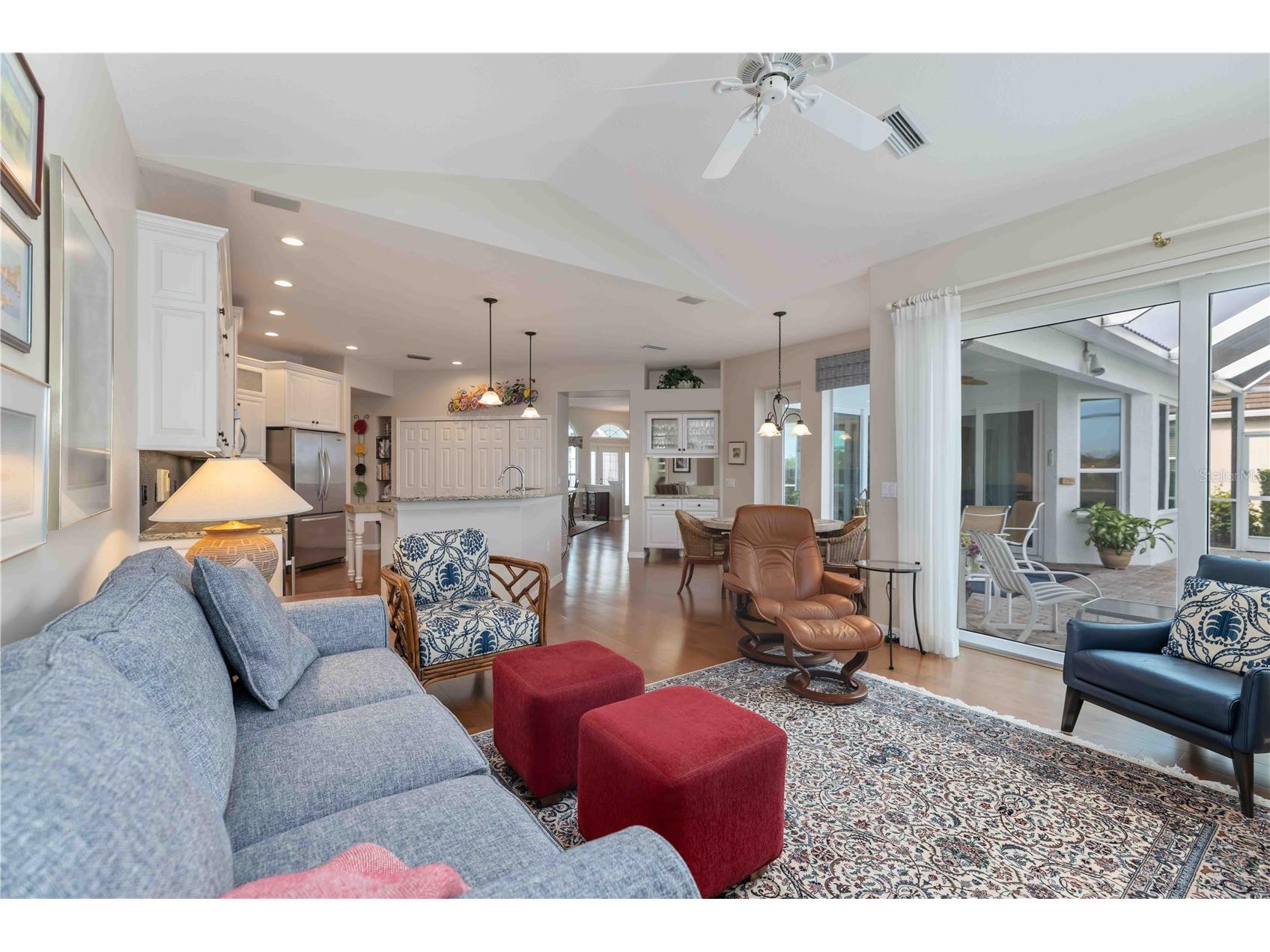5149 Far Oak Circle Sarasota FL 34238 A4685308 image16