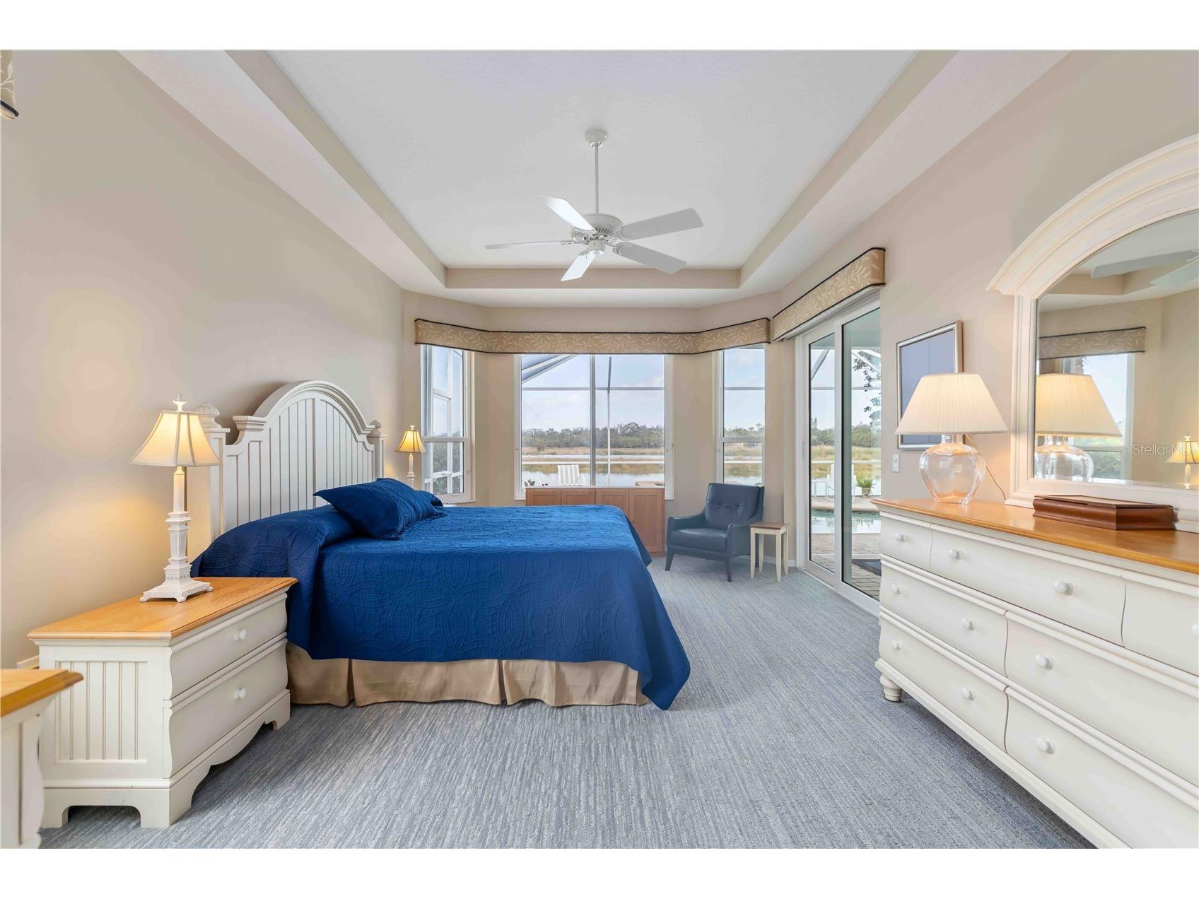 5149 Far Oak Circle Sarasota FL 34238 A4685308 image18