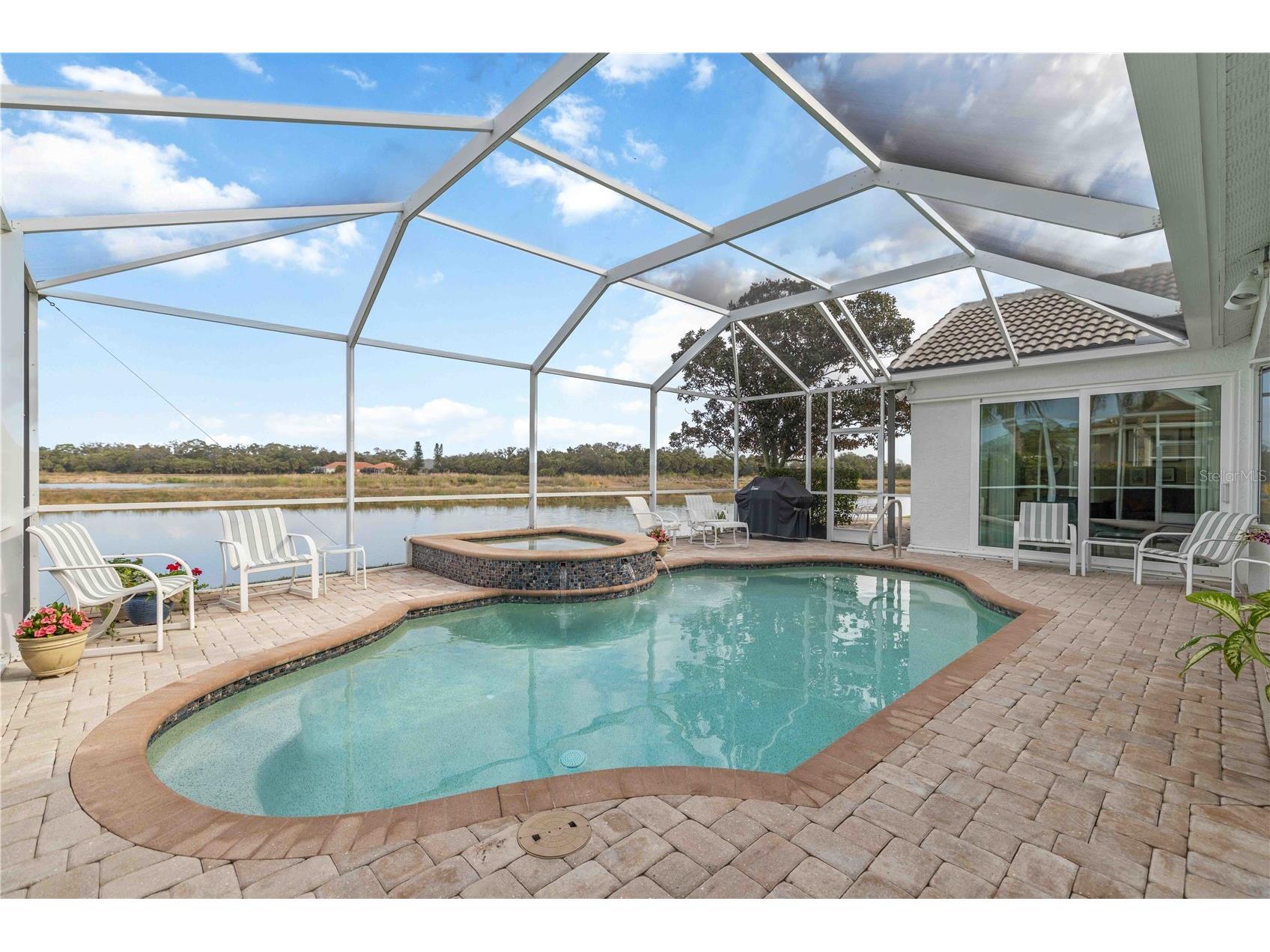 5149 Far Oak Circle Sarasota FL 34238 A4685308 image33
