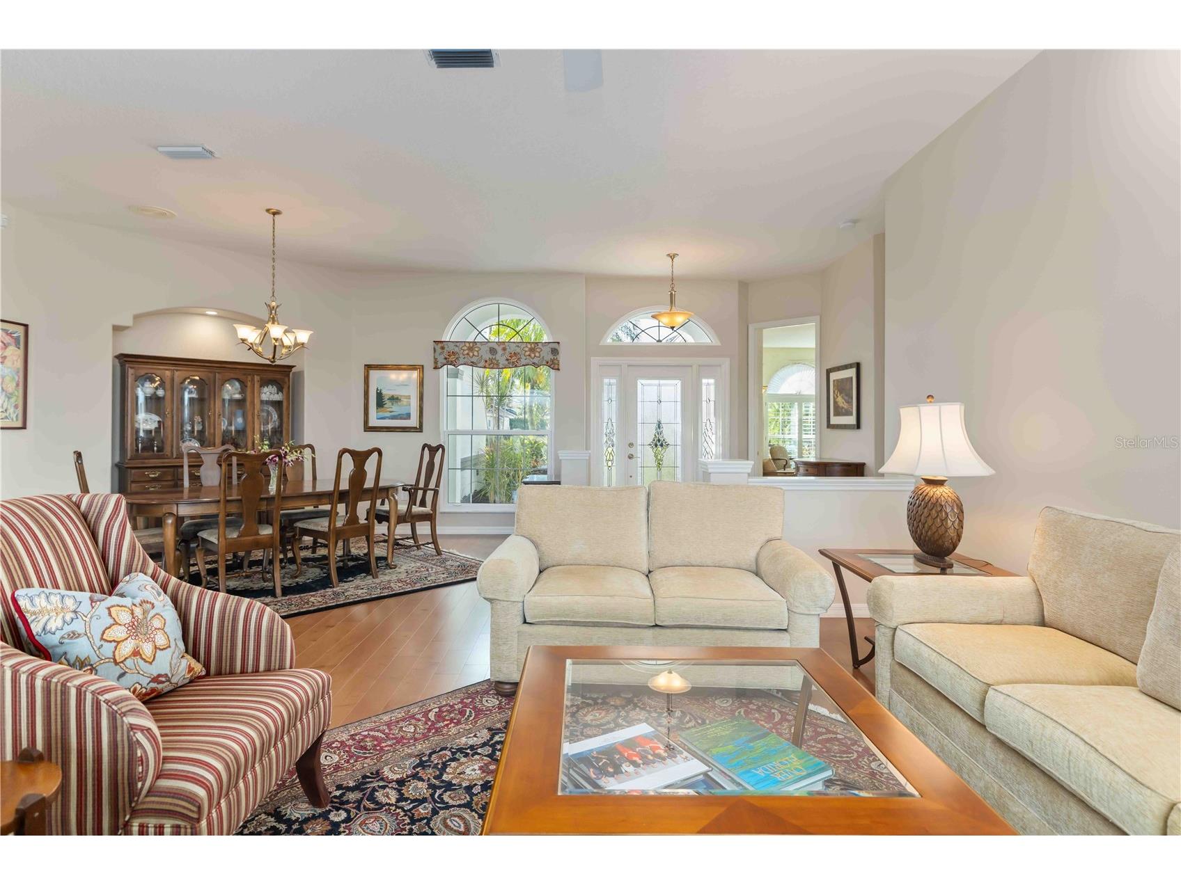 5149 Far Oak Circle Sarasota FL 34238 A4685308 image8