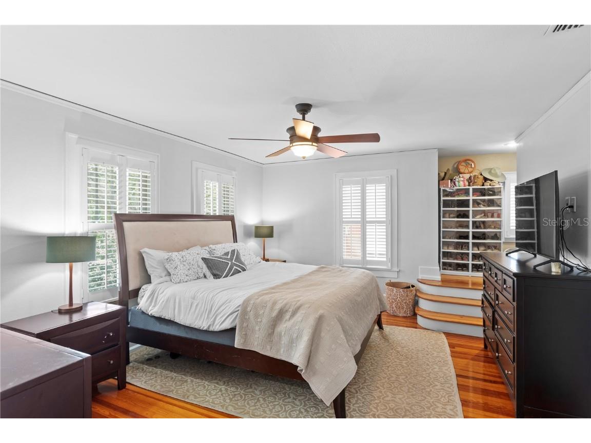 515 20th Avenue NE Saint Petersburg FL 33704 TB8438418 image26