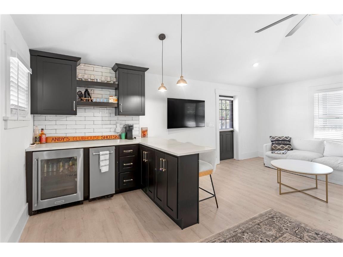 515 20th Avenue NE Saint Petersburg FL 33704 TB8438418 image44