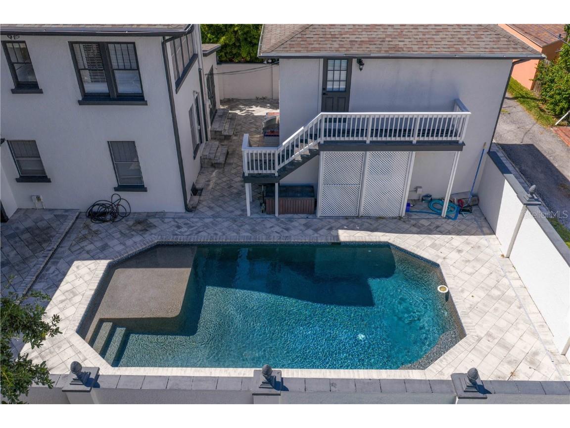 515 20th Avenue NE Saint Petersburg FL 33704 TB8438418 image47