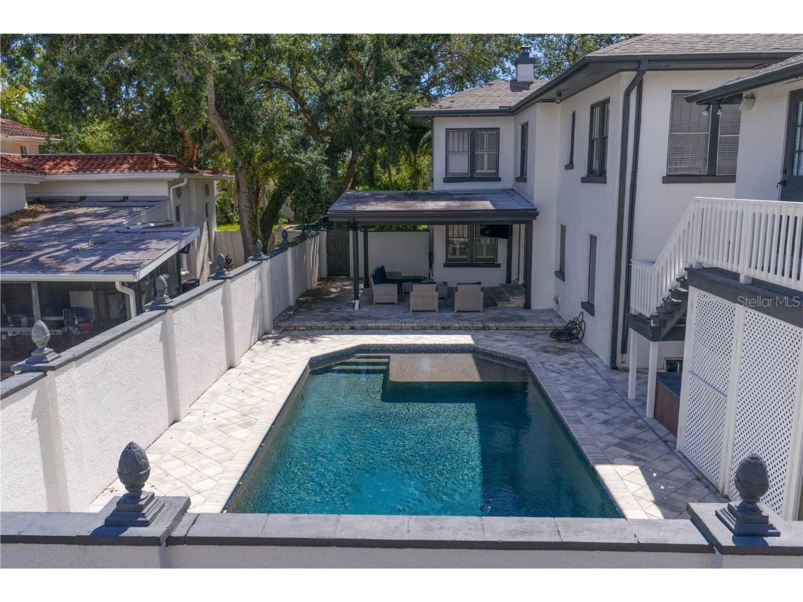 515 20th Avenue NE Saint Petersburg FL 33704 TB8438418 image49