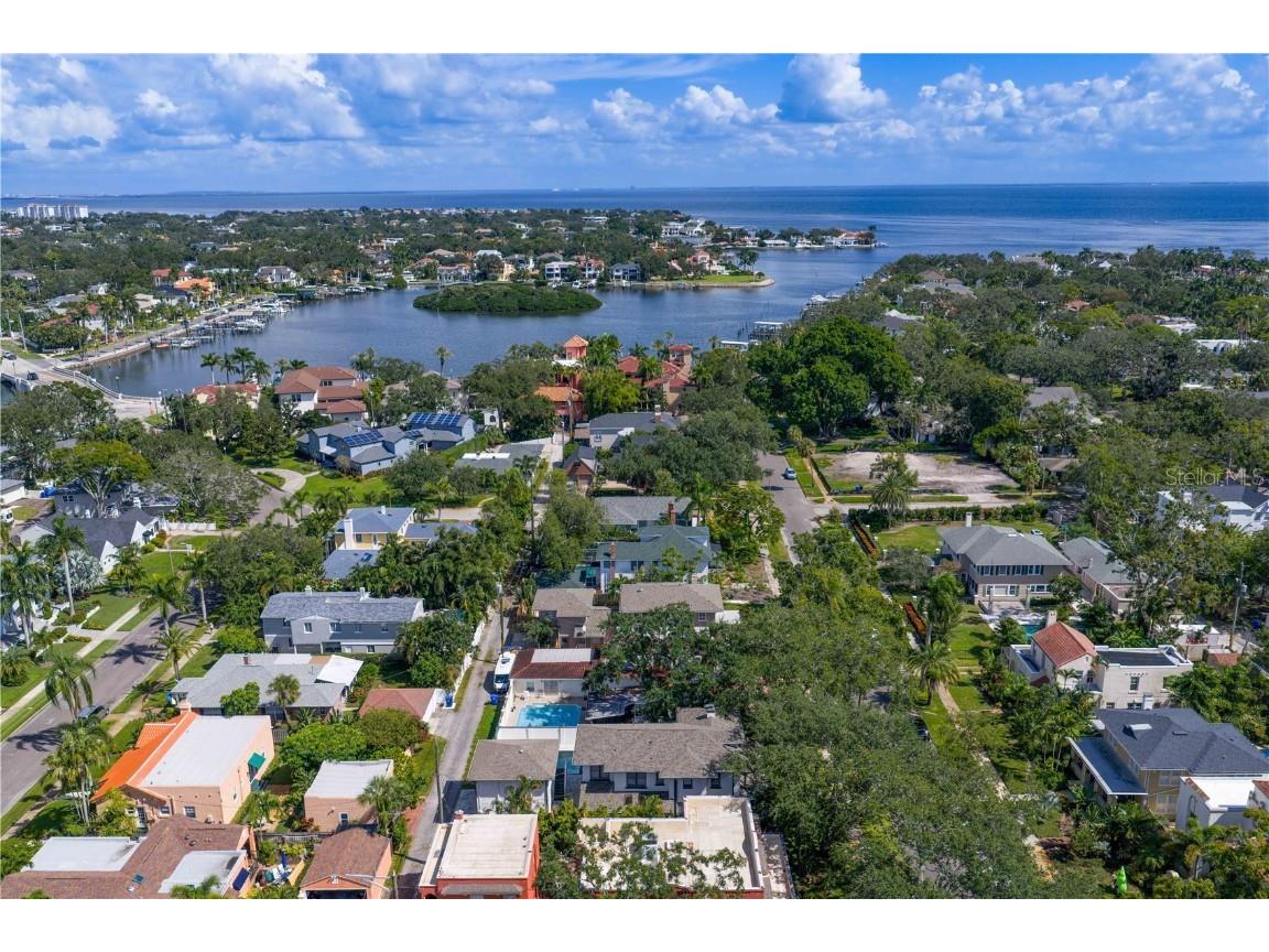 515 20th Avenue NE Saint Petersburg FL 33704 TB8438418 image51