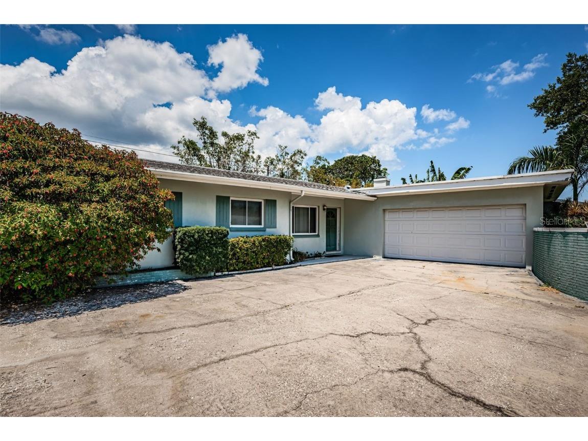 515 26th Avenue SE Saint Petersburg FL 33705 U8247079 image1