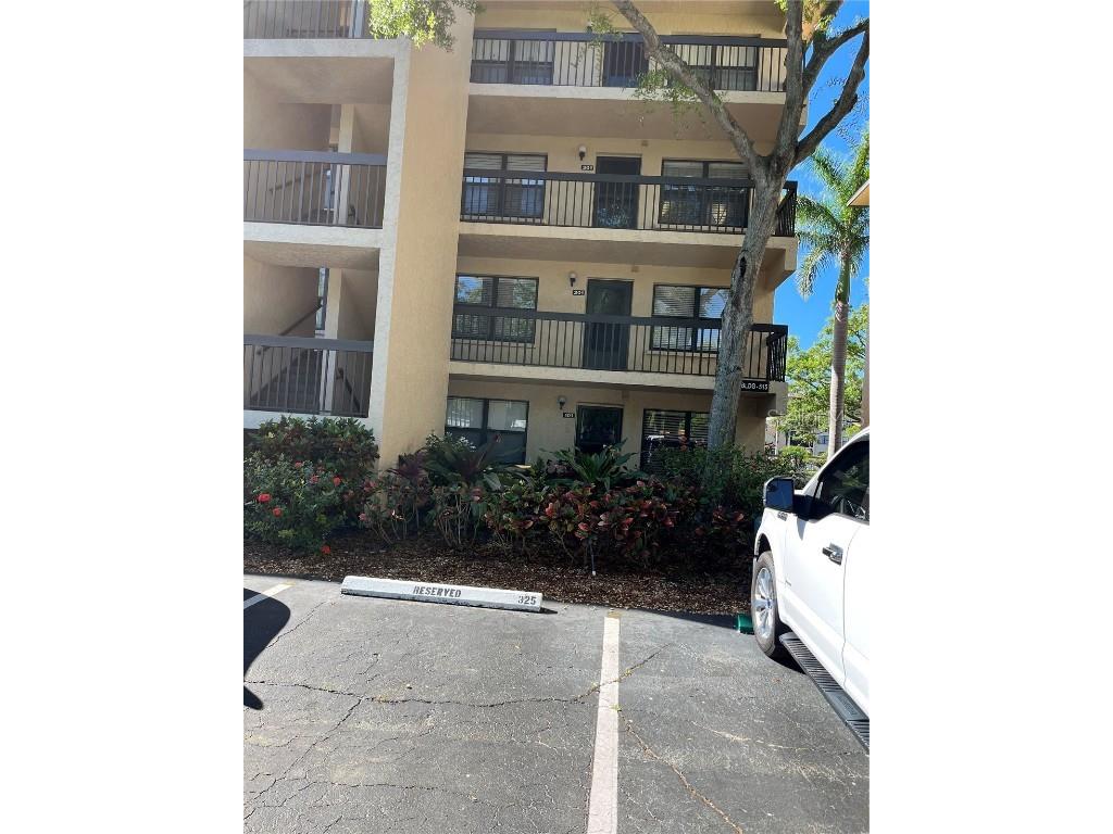 515 30th Avenue W #H201 Bradenton FL 34205 A4565049 image1