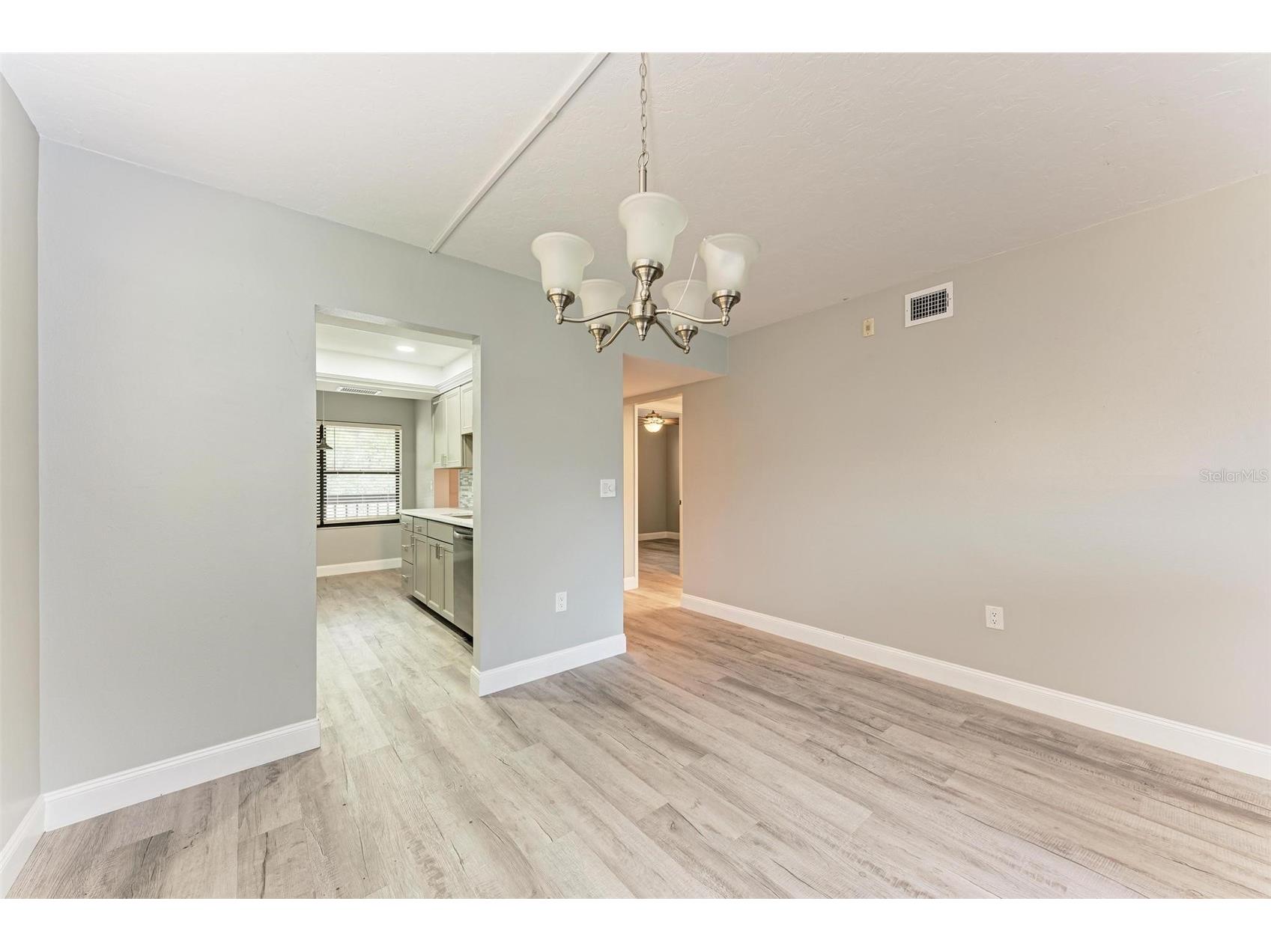 515 30th Avenue W #H201 Bradenton FL 34205 A4693022 image15