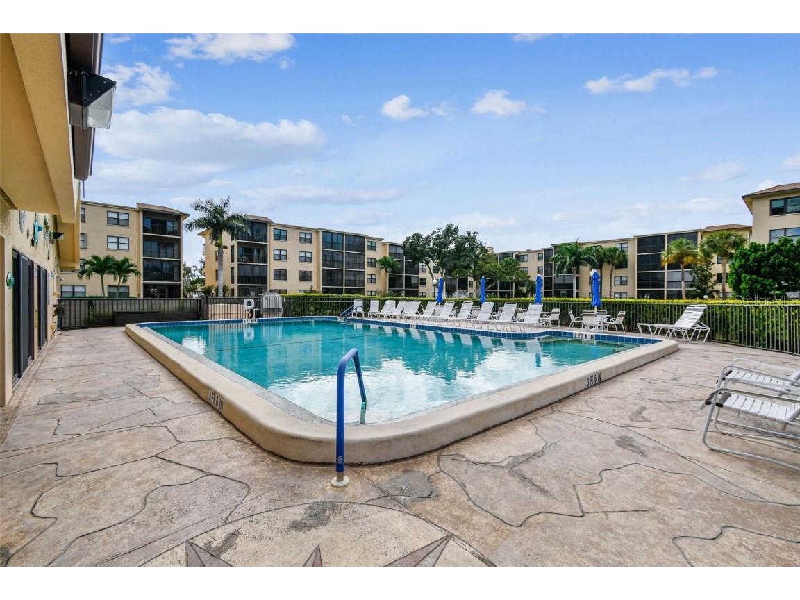 515 30th Avenue W #H210 Bradenton FL 34205 A4669891 image38