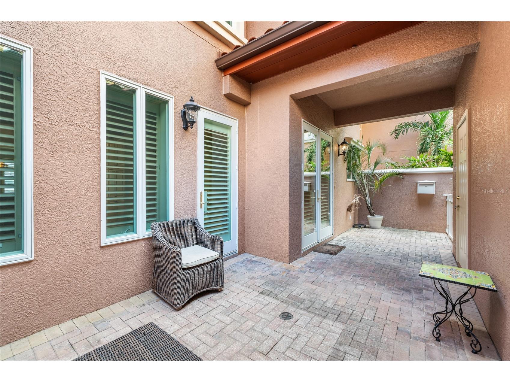 515 5th Avenue NE Saint Petersburg FL 33701 TB8443476 image21