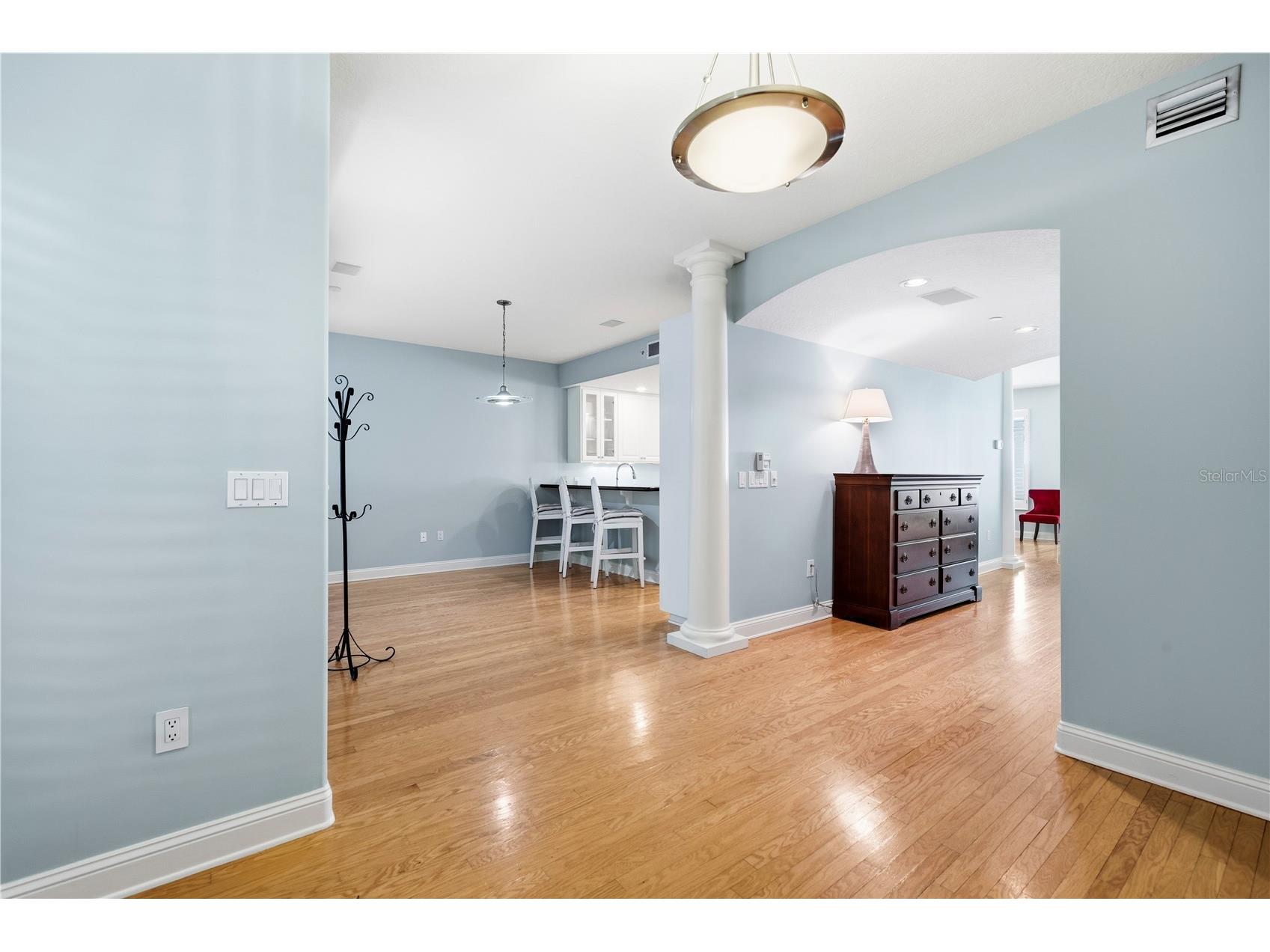 515 5th Avenue NE Saint Petersburg FL 33701 TB8443476 image24