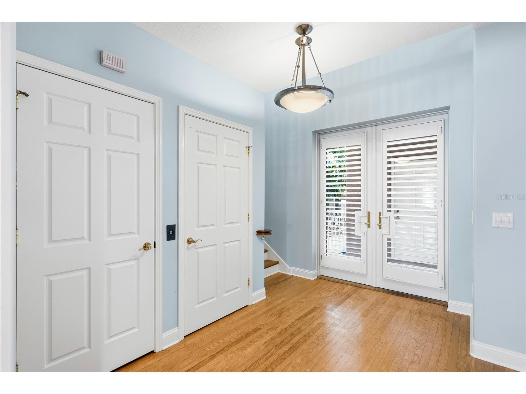 515 5th Avenue NE Saint Petersburg FL 33701 TB8443476 image51