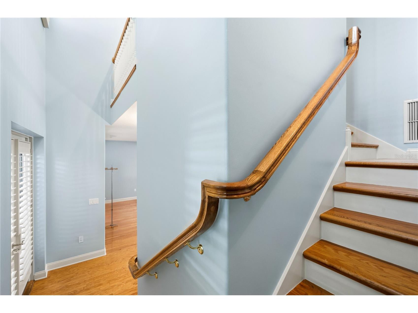 515 5th Avenue NE Saint Petersburg FL 33701 TB8443476 image52