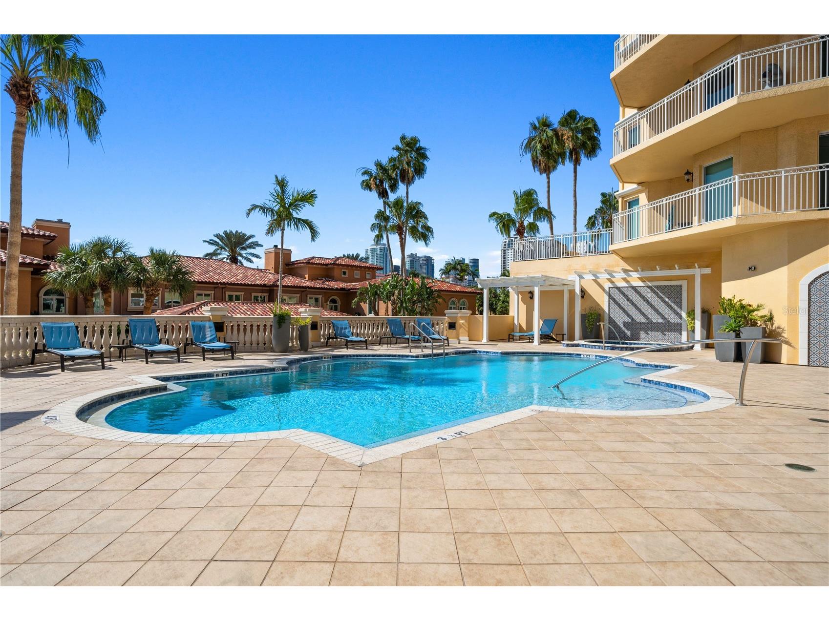 515 5th Avenue NE Saint Petersburg FL 33701 TB8443476 image78