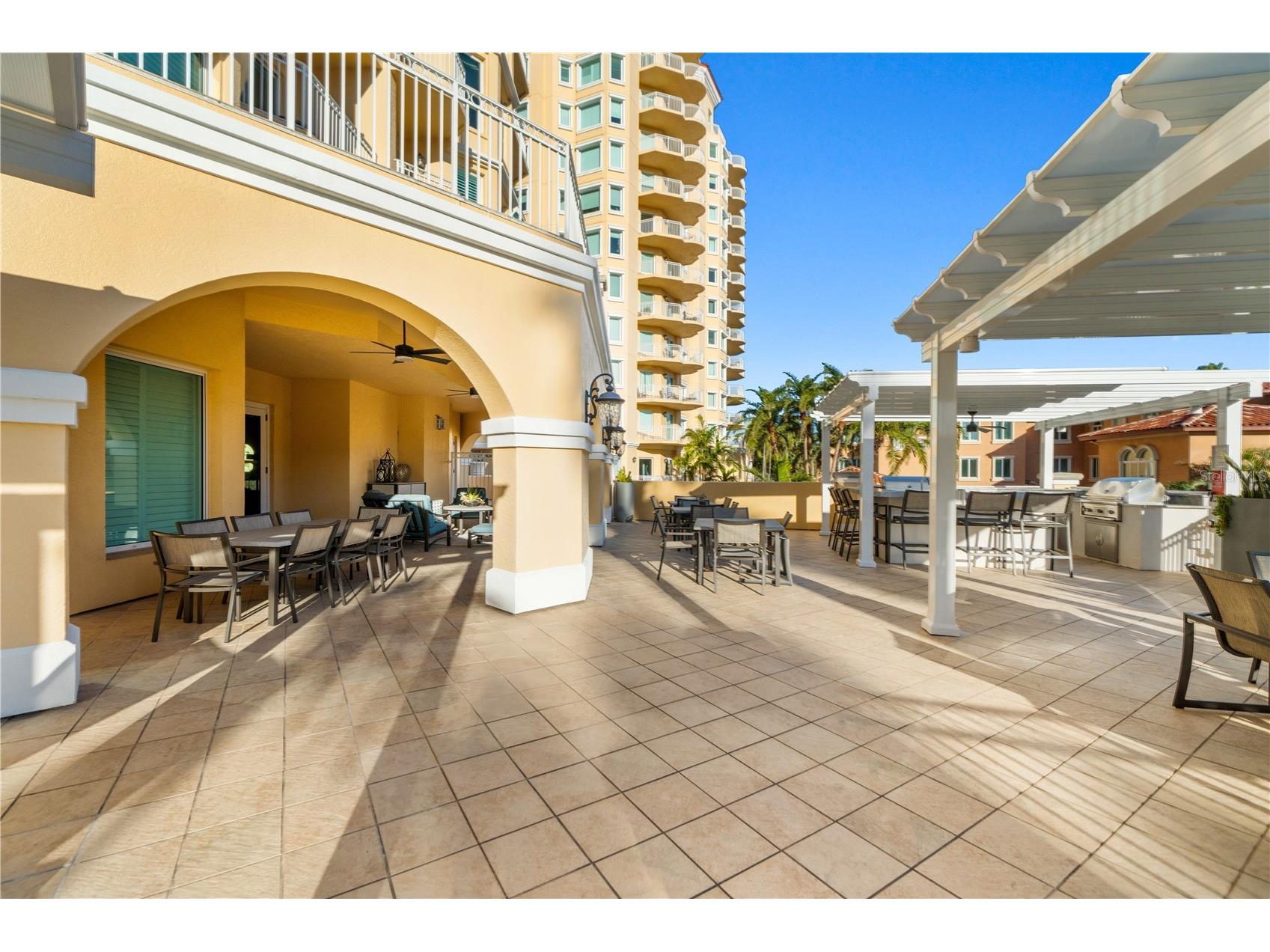 515 5th Avenue NE Saint Petersburg FL 33701 TB8443476 image80