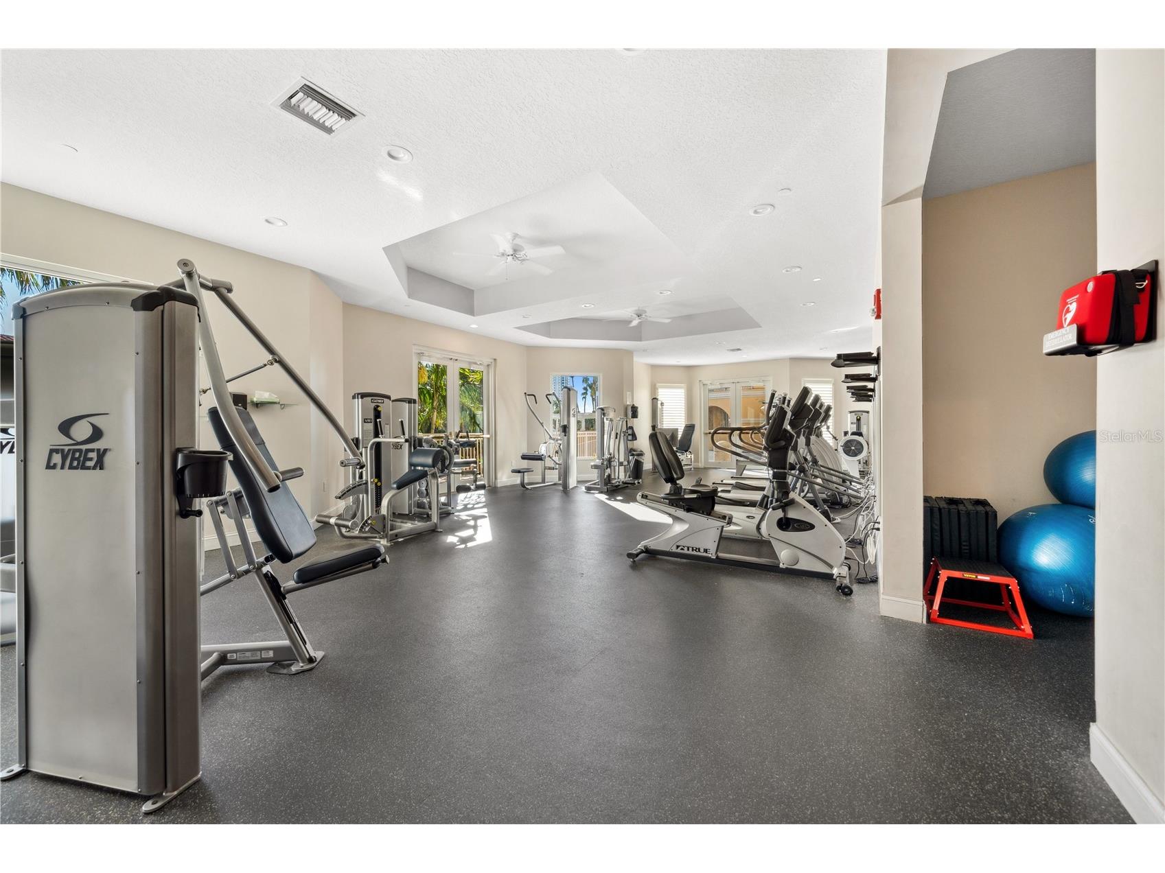 515 5th Avenue NE Saint Petersburg FL 33701 TB8443476 image84