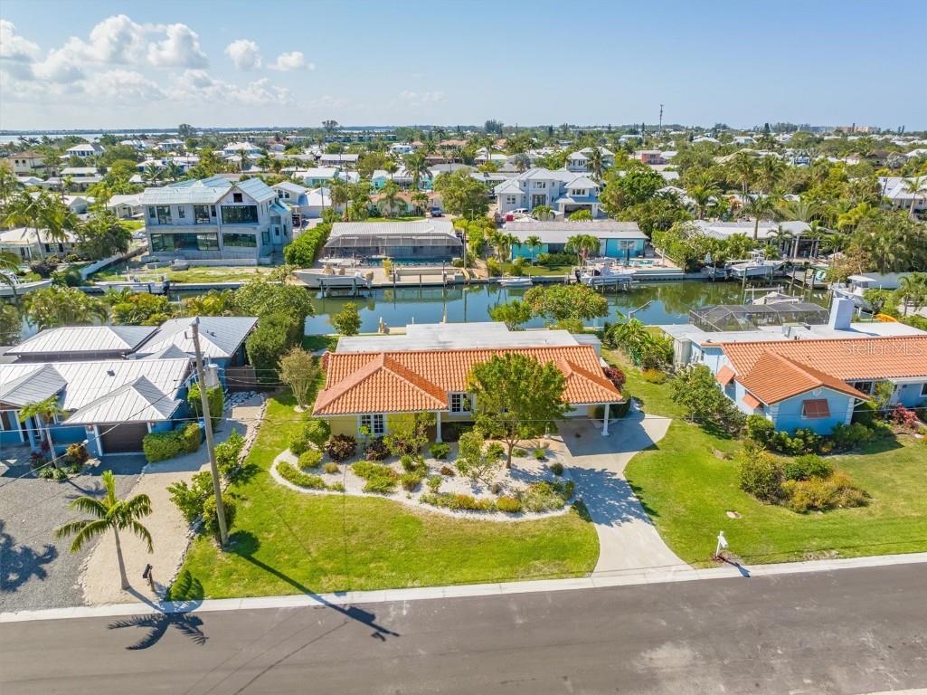 515 70th Street Holmes Beach FL 34217 A4570676 image1