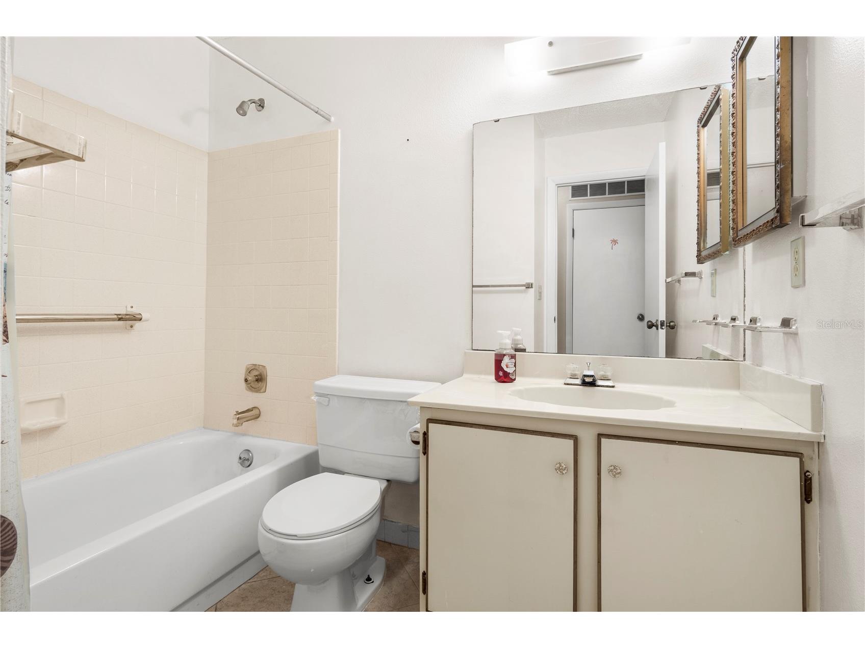 515 Fairways Lane #B Ocala FL 34472 OM714499 image20