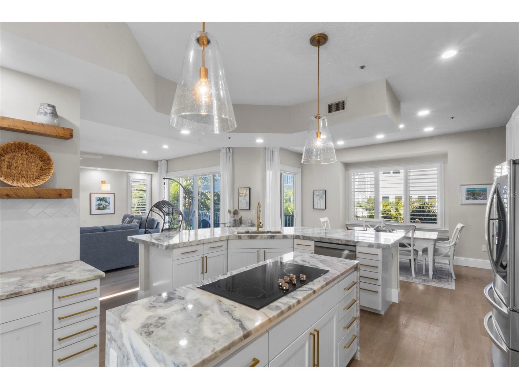 515 Forest Way Longboat Key FL 34228 - SARASOTA BAY A4679679 image9