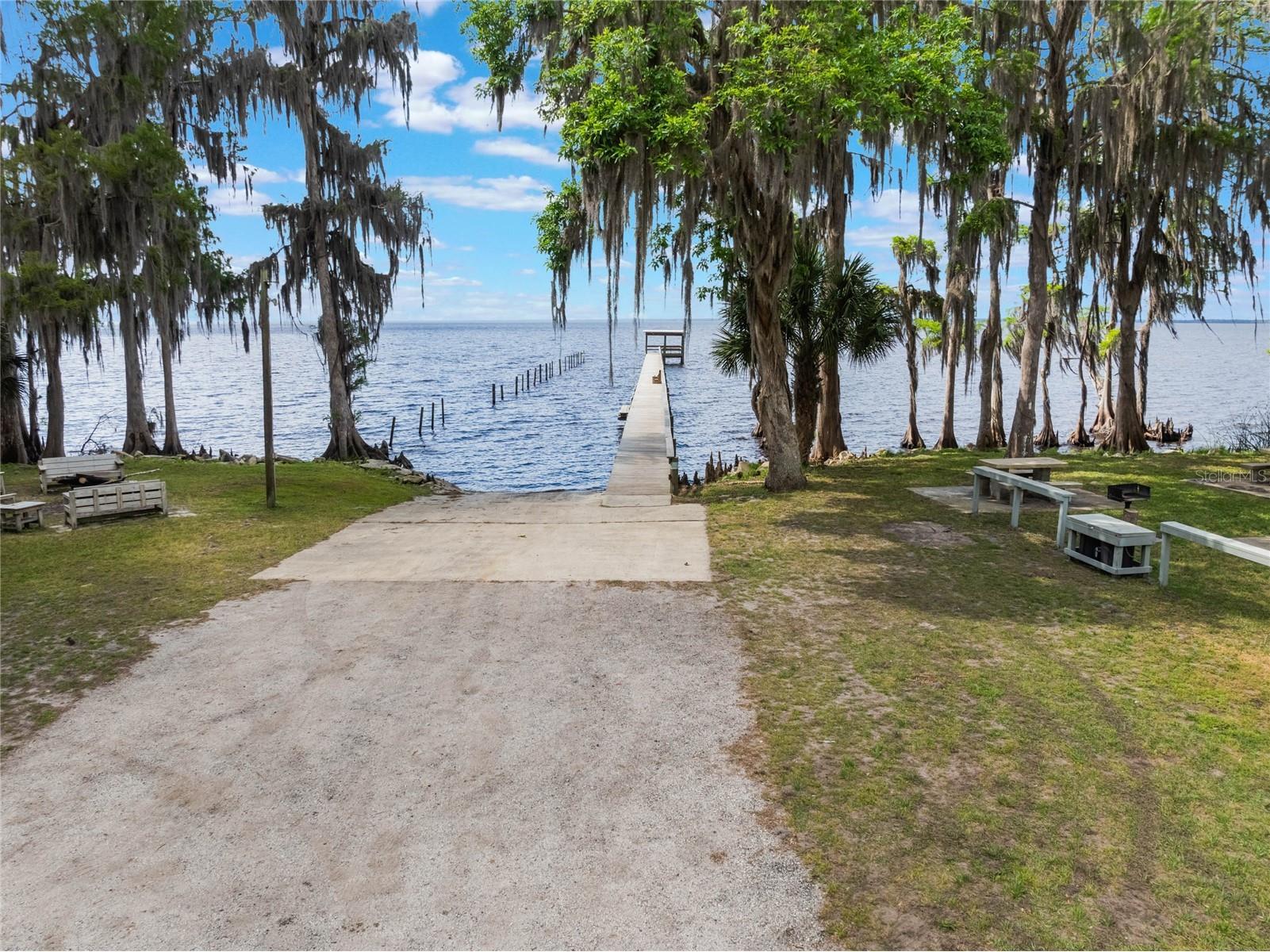 515 Gardenia Avenue Georgetown FL 32139 - LAKE GEORGE AND ST JOHNS RIVER O6213250 image9