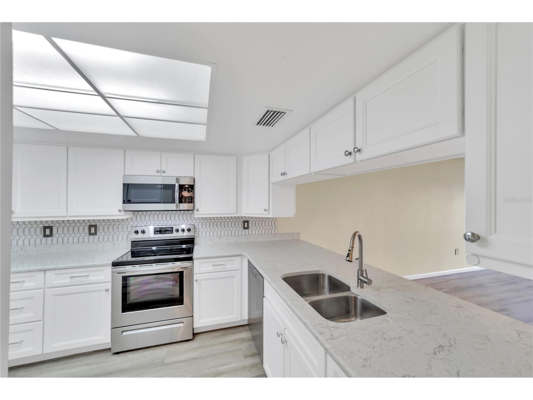 515 Leffingwell Avenue #116 Ellenton FL 34222 P4939224 image12