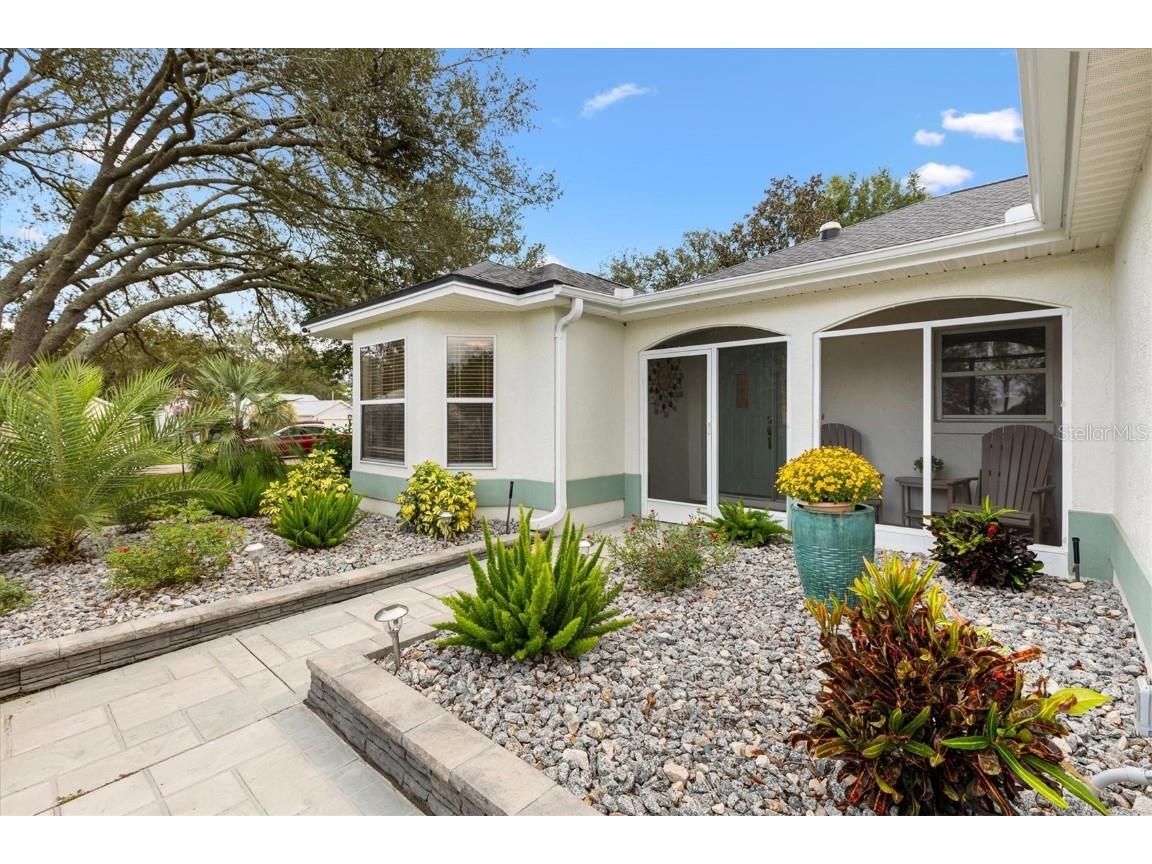 515 Loma Paseo Drive Lady Lake FL 32159 G5103876 image2