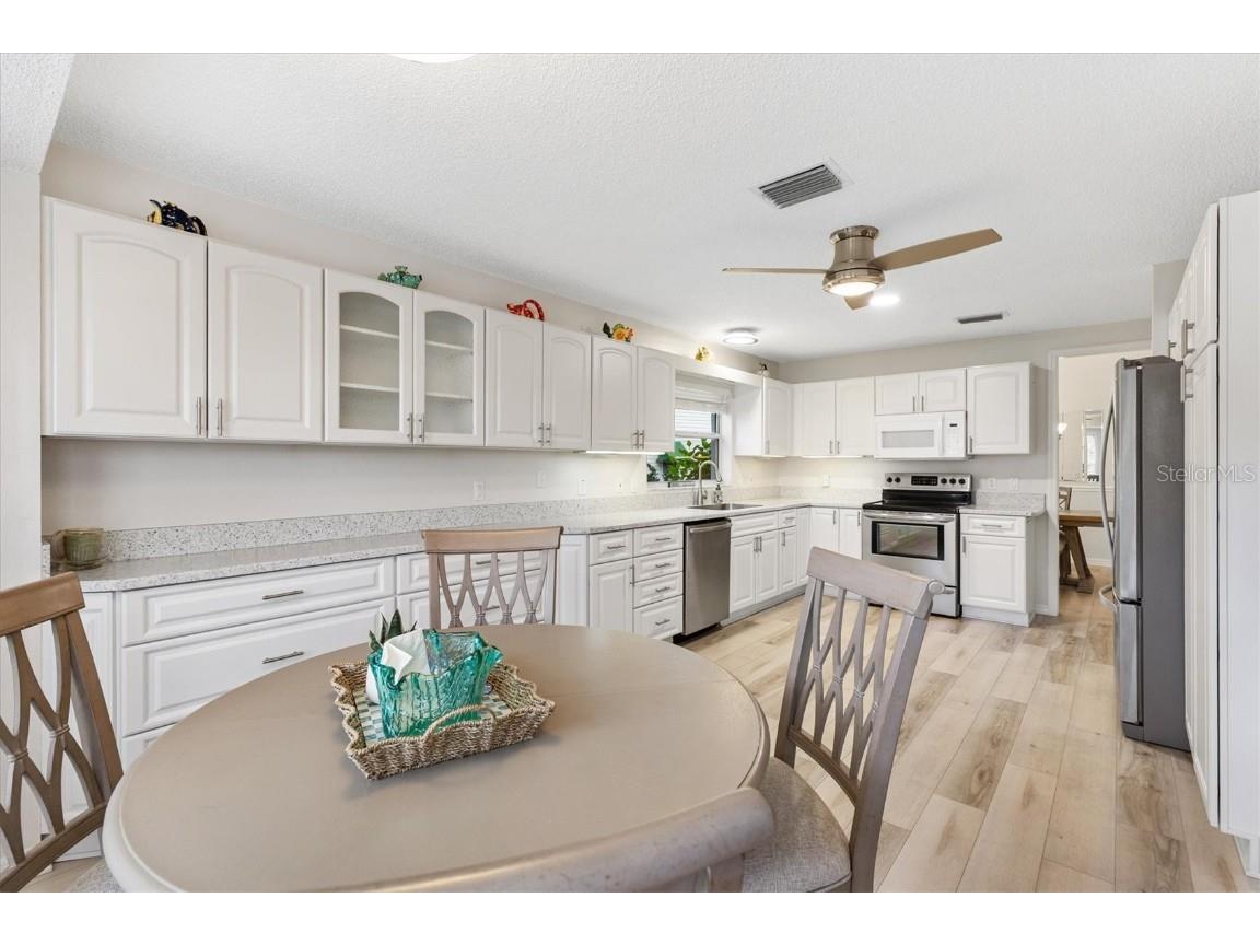 515 Loma Paseo Drive Lady Lake FL 32159 G5103876 image9