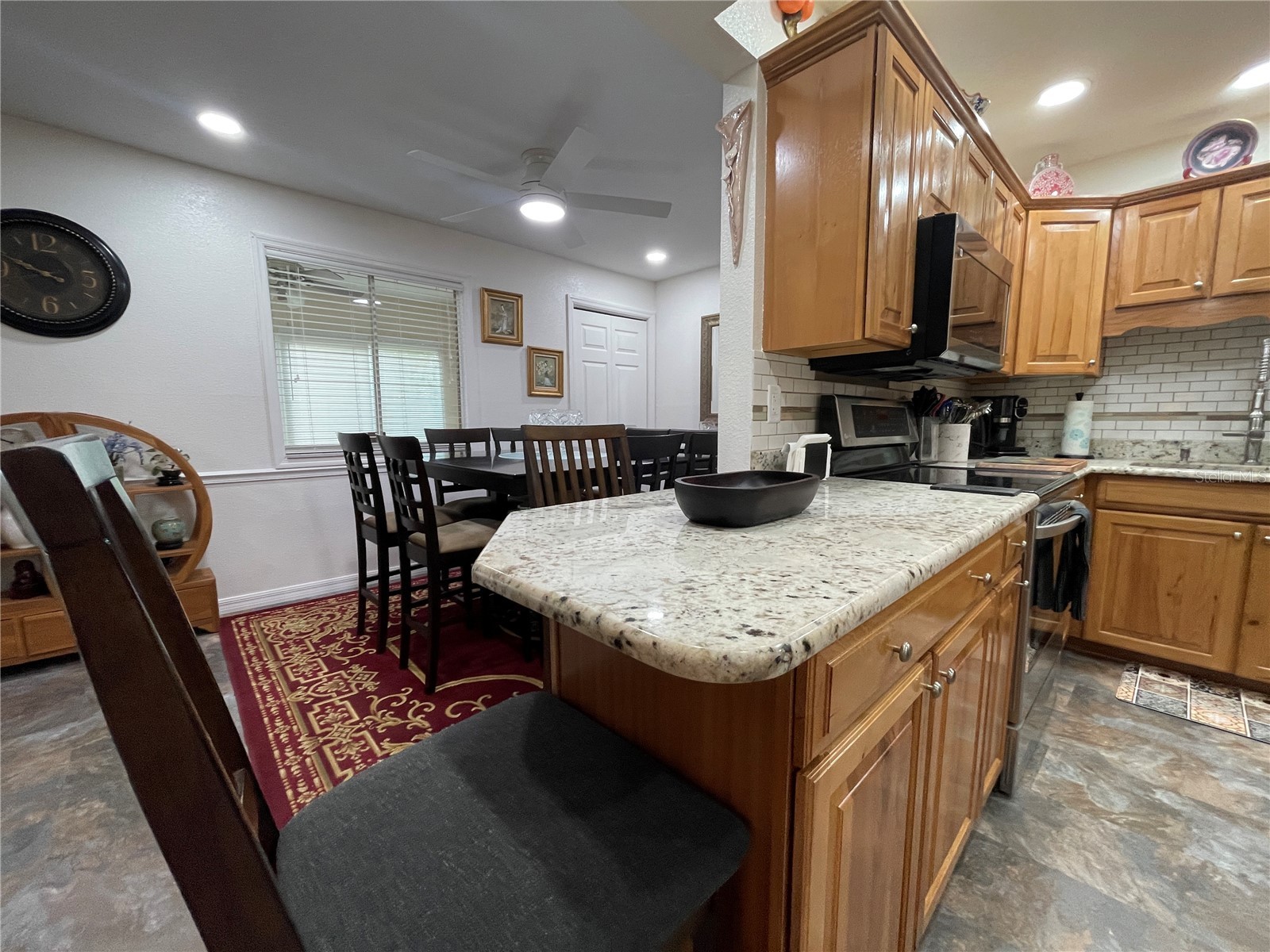 515 Midway Drive #A Ocala FL 34472 - LAKE SPARKLE OM717347 image11