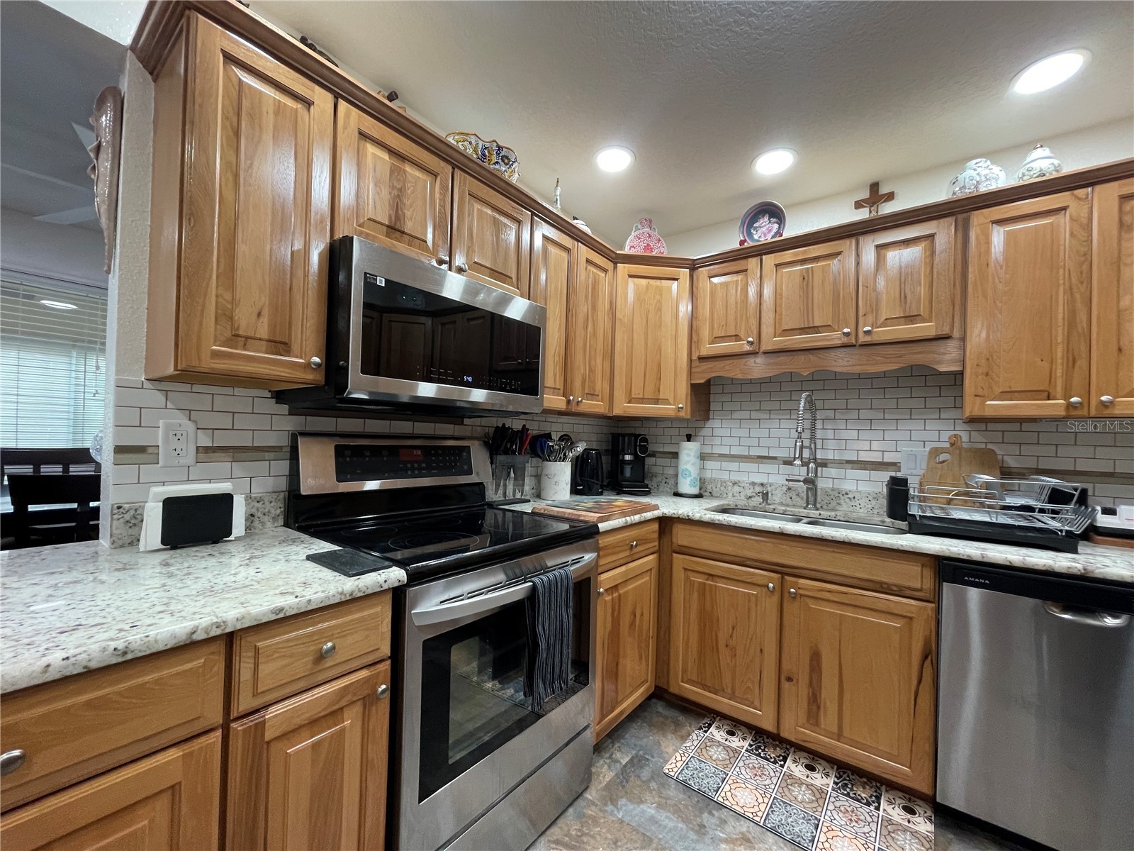 515 Midway Drive #A Ocala FL 34472 - LAKE SPARKLE OM717347 image12