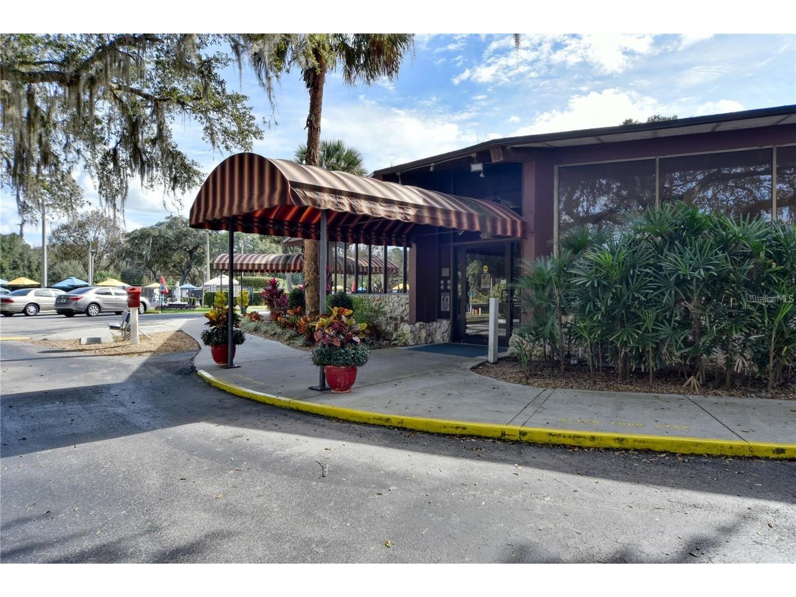 515 Midway Drive #A Ocala FL 34472 - LAKE SPARKLE OM717347 image45