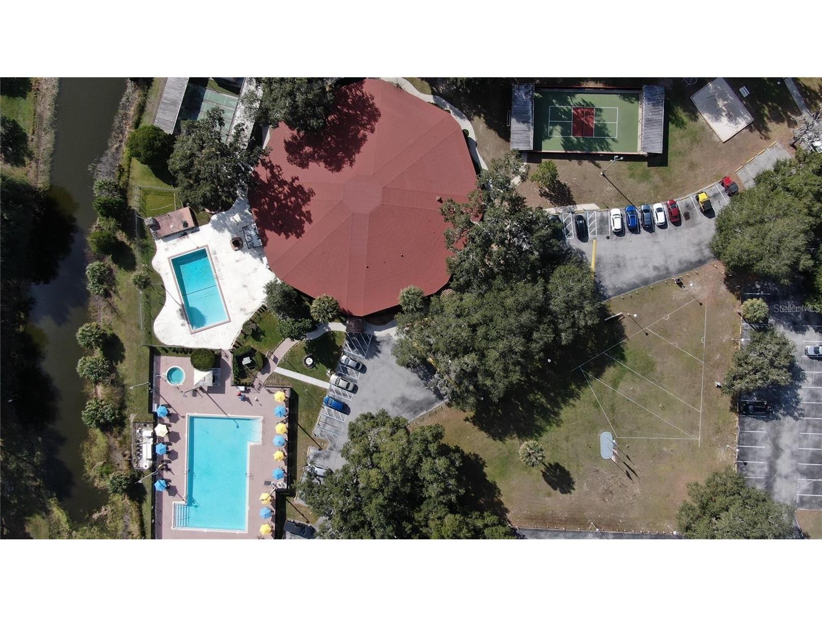 515 Midway Drive #A Ocala FL 34472 - LAKE SPARKLE OM717347 image46