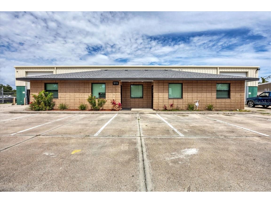 515 Paul Morris Drive Englewood FL 34223 D6136389 image1