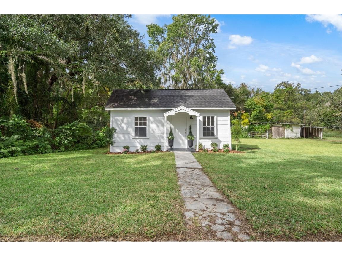 515 Stafford Avenue Brooksville FL 34601 W7880325 image1