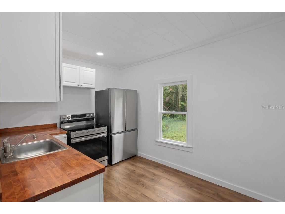 515 Stafford Avenue Brooksville FL 34601 W7880325 image6