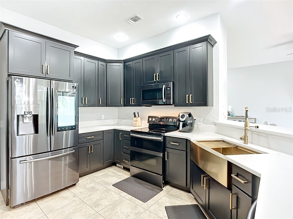 515 Villa Treviso Court Apollo Beach FL 33572 TB8415387 image12