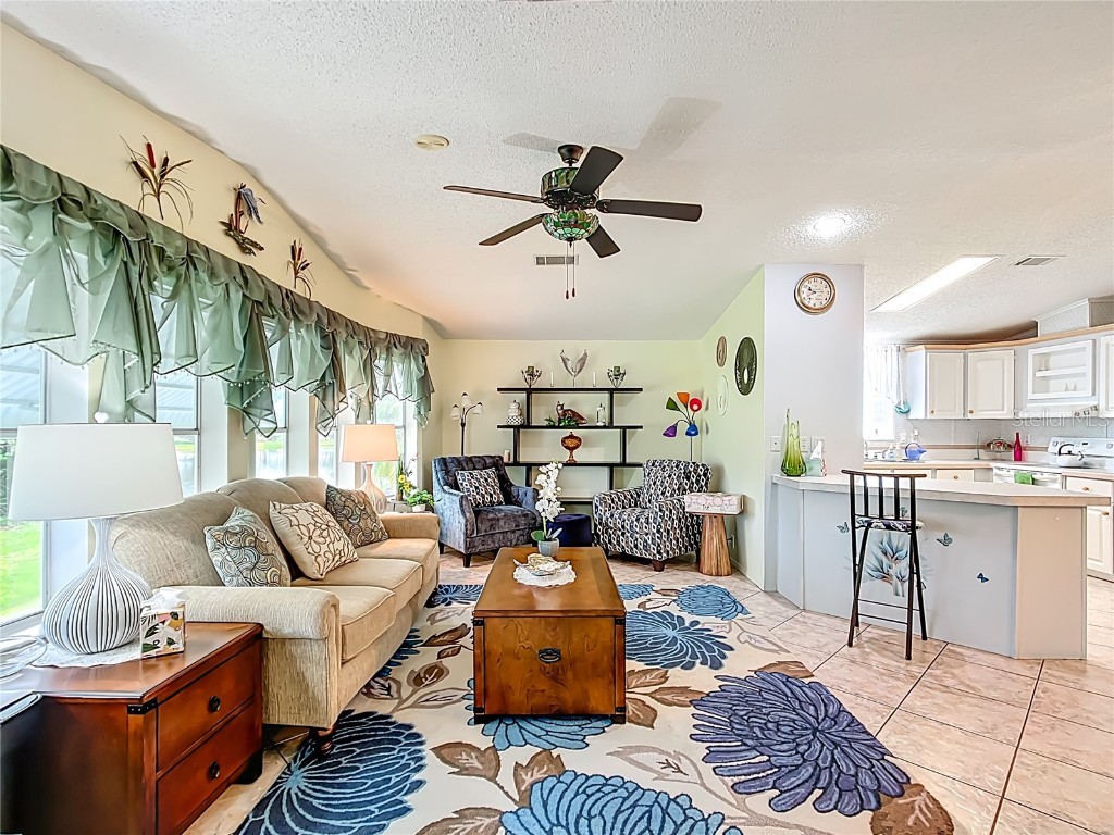 515 Village Boulevard Frostproof FL 33843 TB8415823 image3