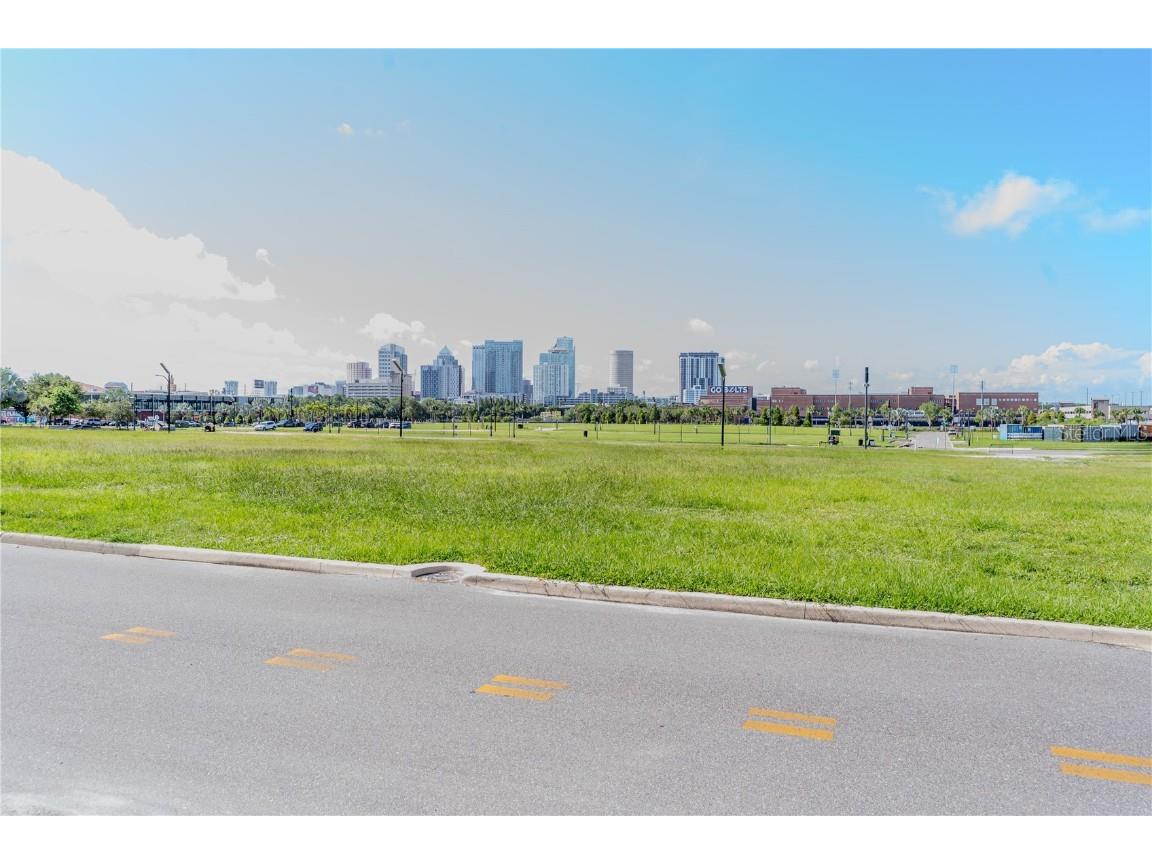 515 W Ross Avenue Tampa FL 33602 P4935584 image13