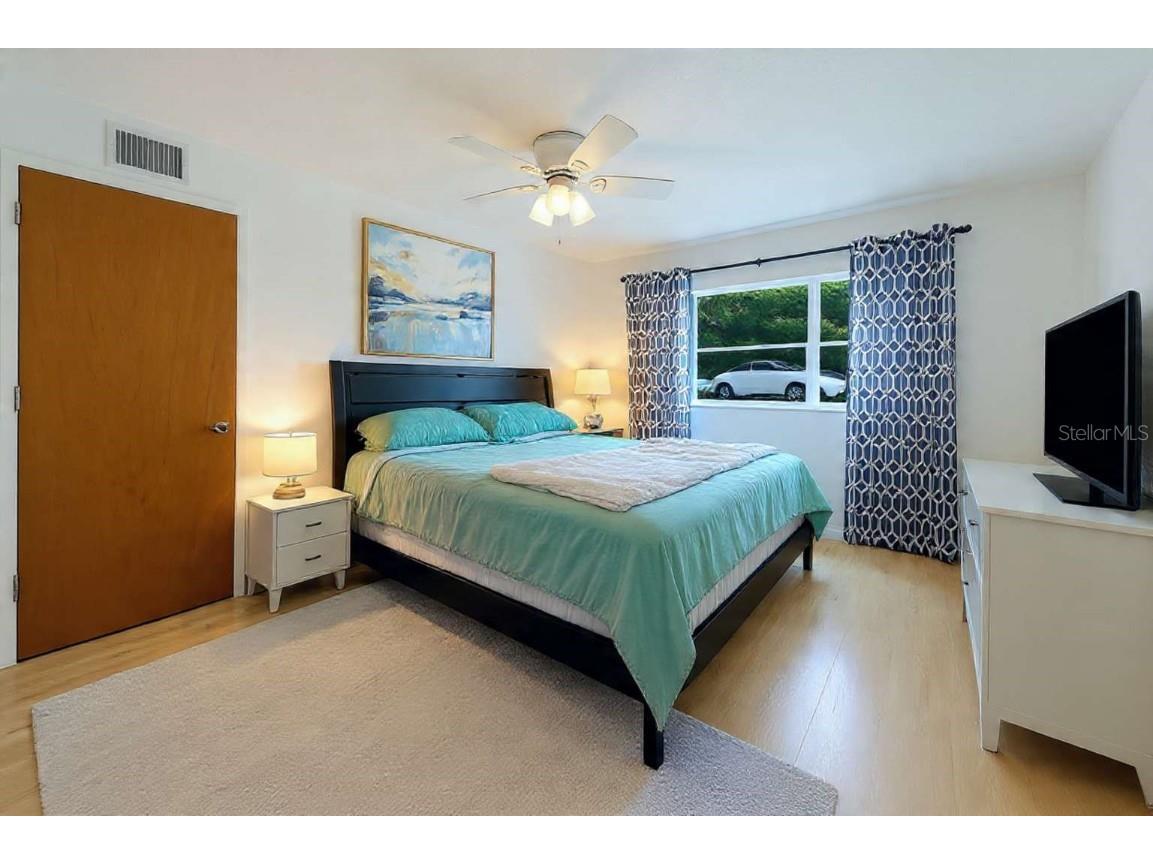 5150 10th Avenue N #106 Saint Petersburg FL 33710 TB8441872 image17