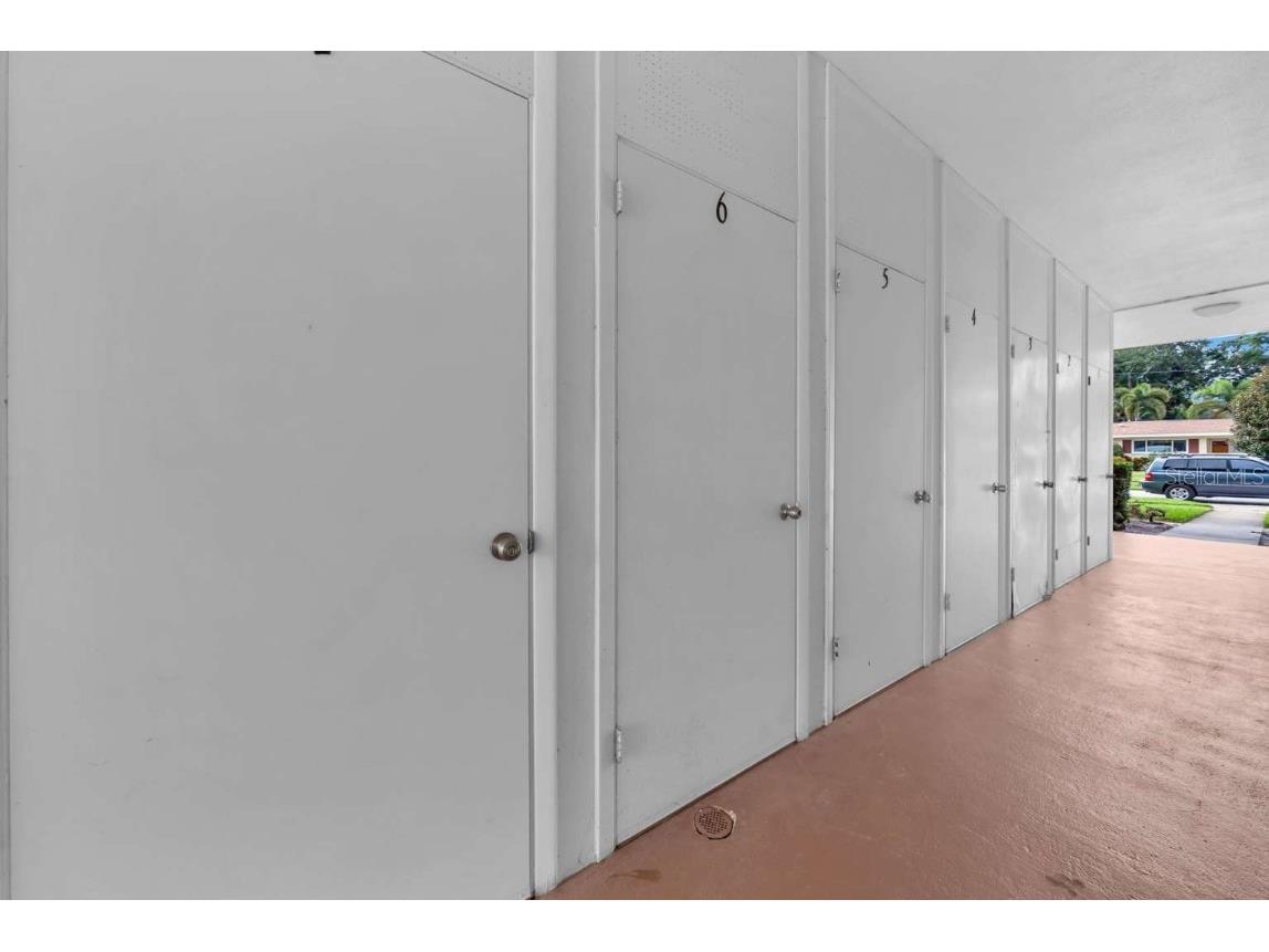 5150 10th Avenue N #106 Saint Petersburg FL 33710 TB8441872 image23