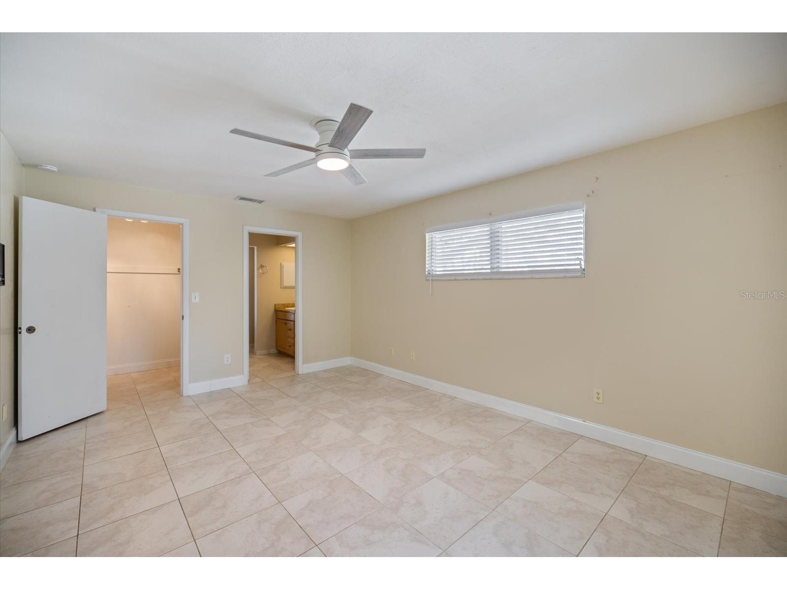 5151 Oakmont Place Sarasota FL 34242 A4692892 image18