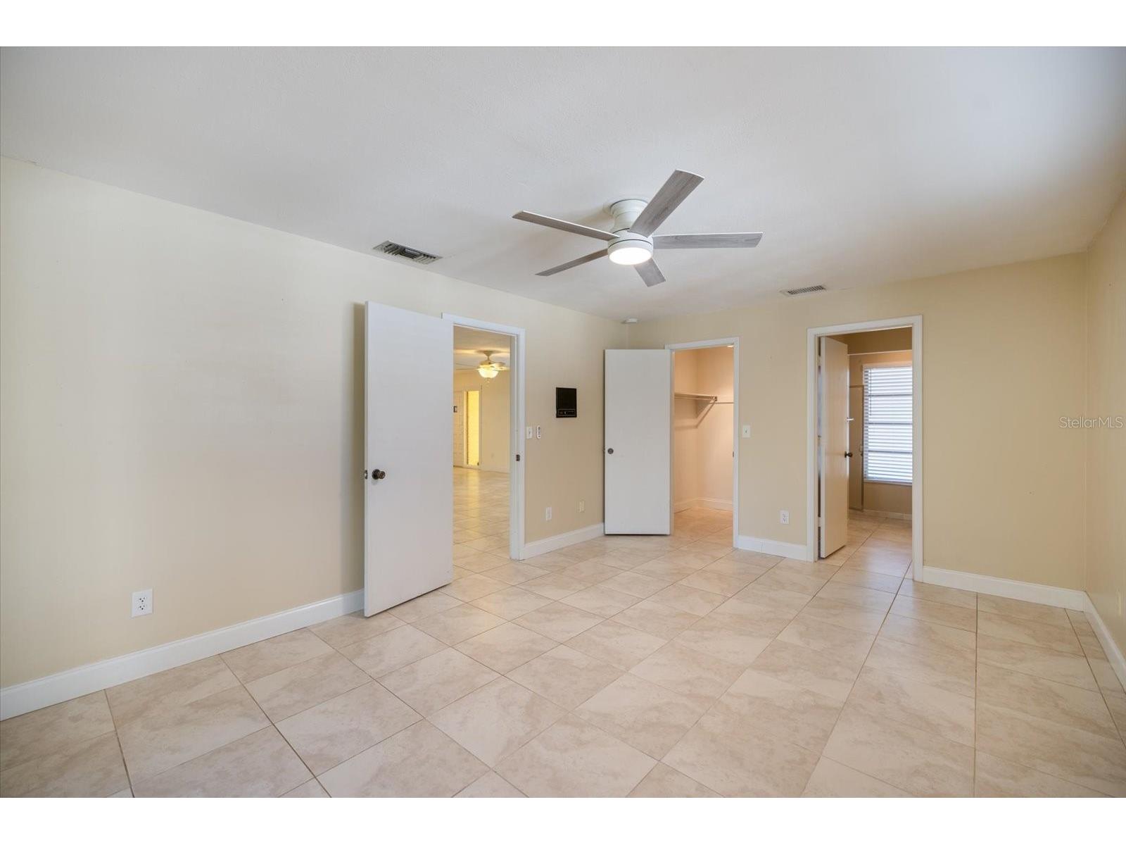 5151 Oakmont Place Sarasota FL 34242 A4692892 image19