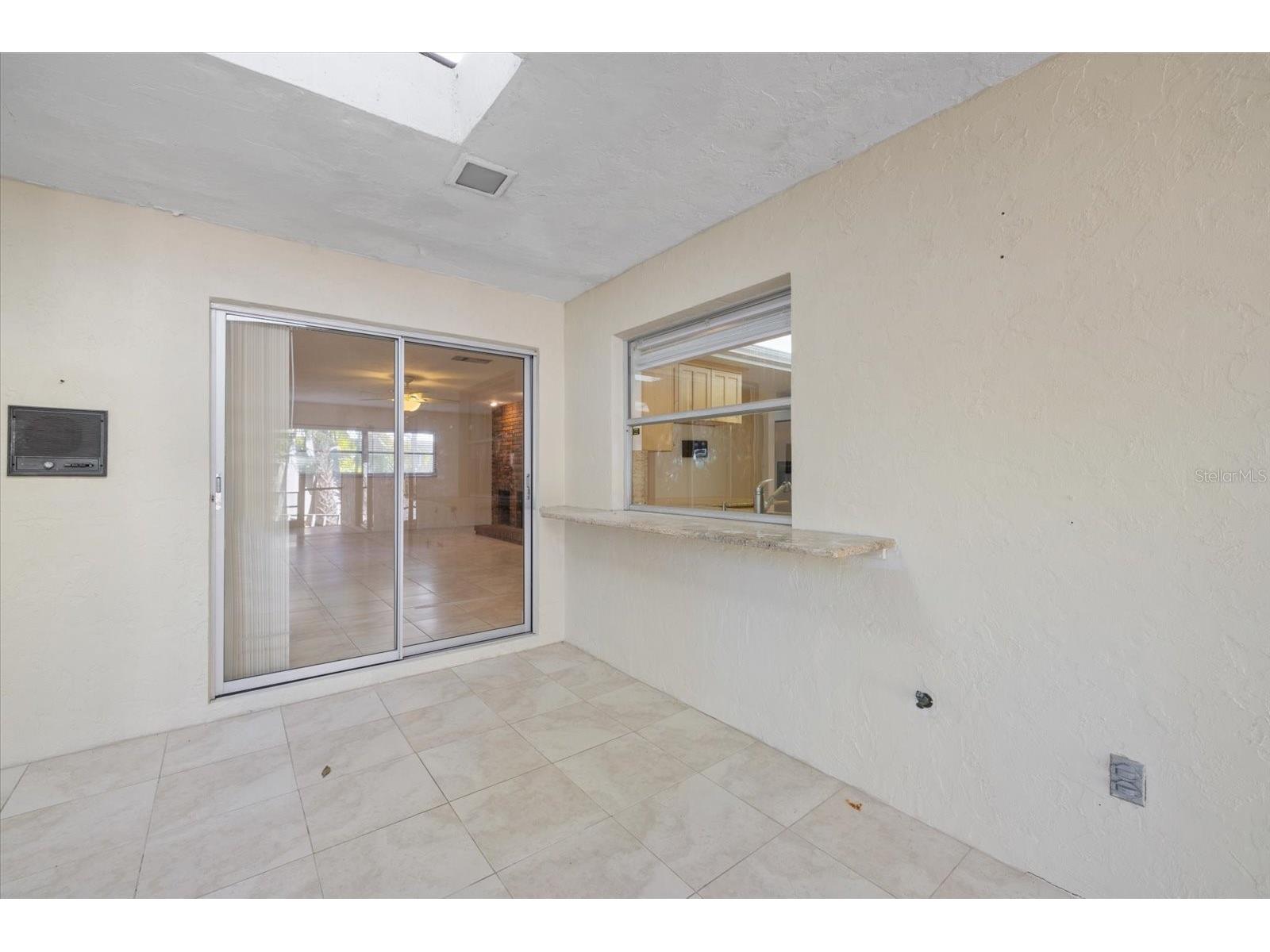 5151 Oakmont Place Sarasota FL 34242 A4692892 image32