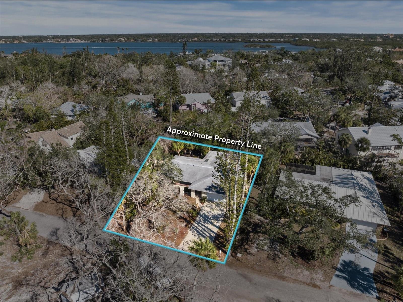5151 Oakmont Place Sarasota FL 34242 A4692892 image36