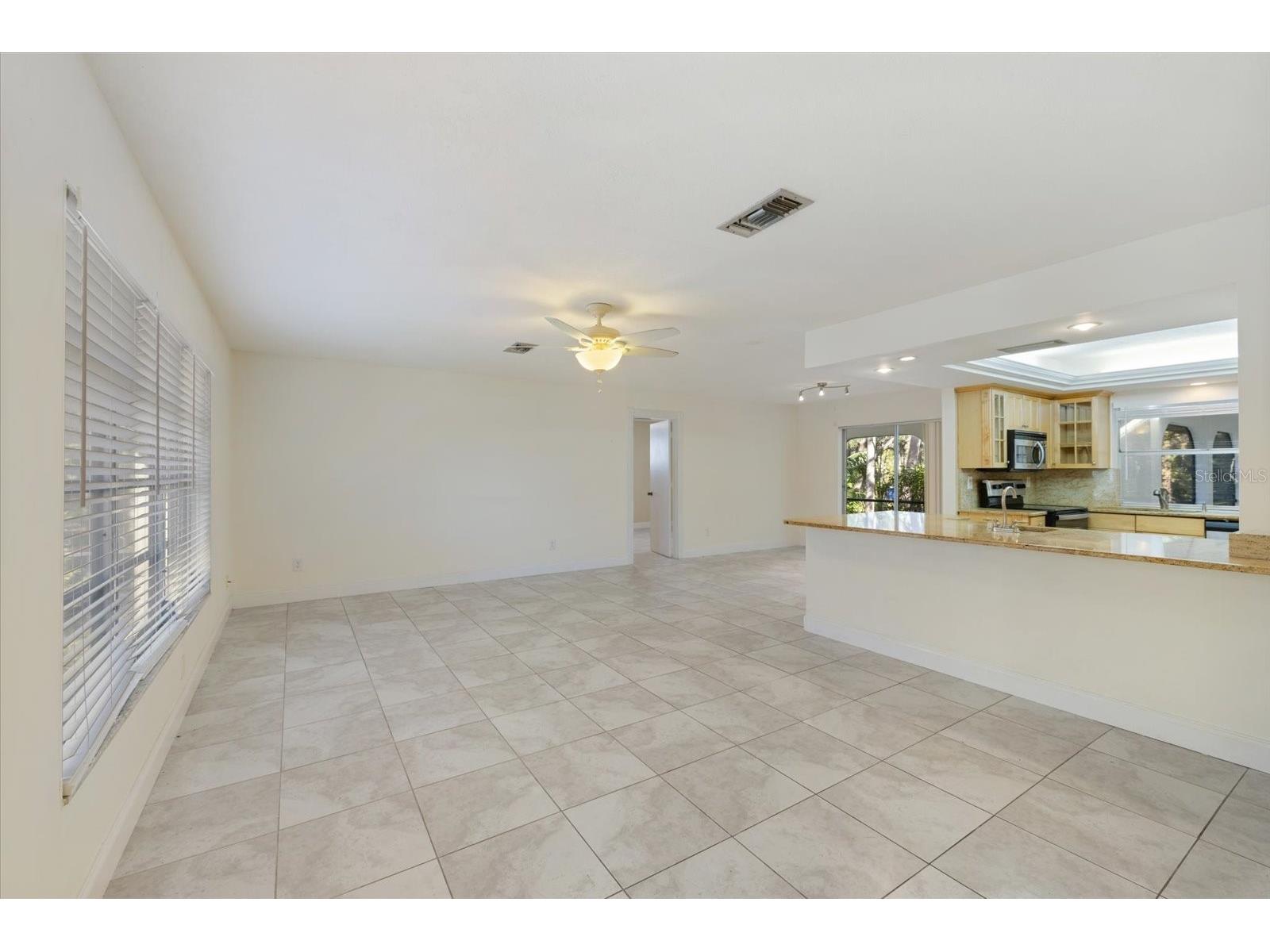 5151 Oakmont Place Sarasota FL 34242 A4692892 image6