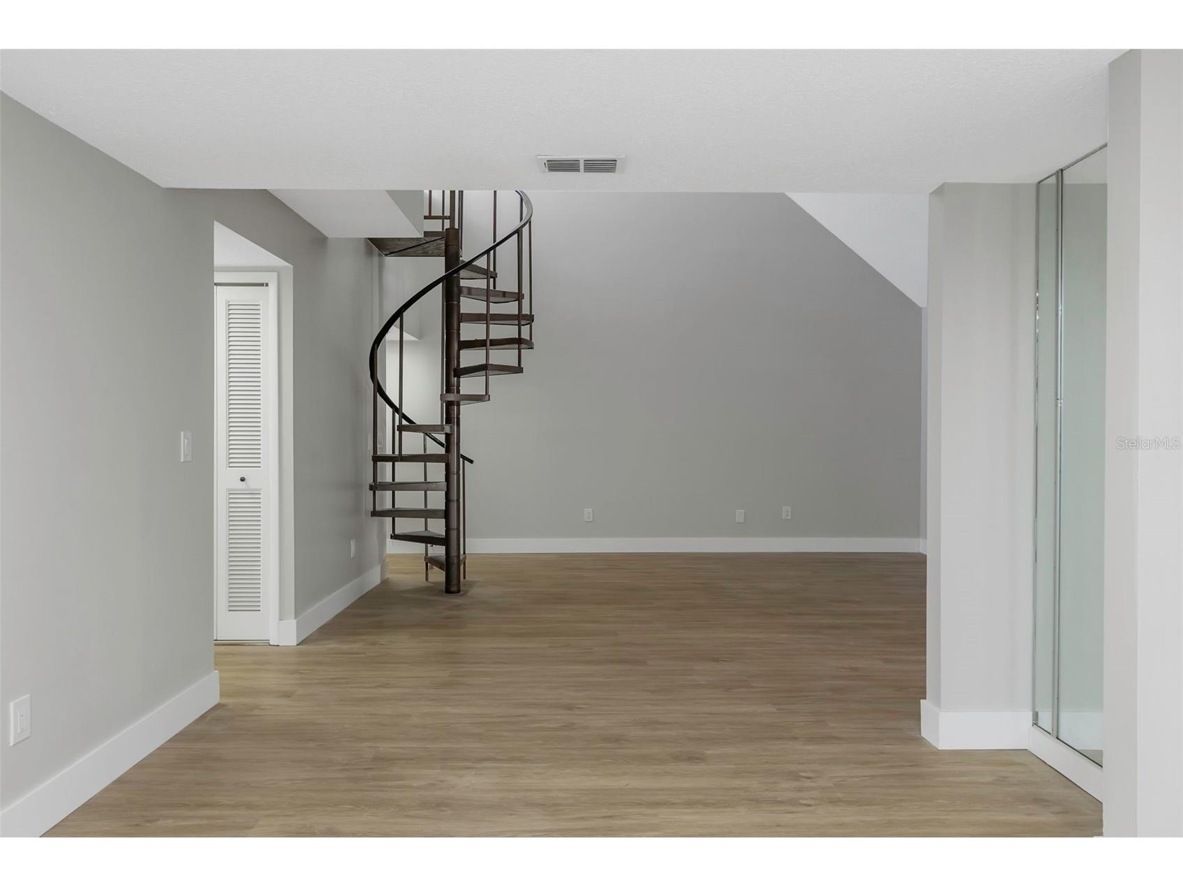 5151 Puritan Circle #1022 Tampa FL 33617 S5127154 image5