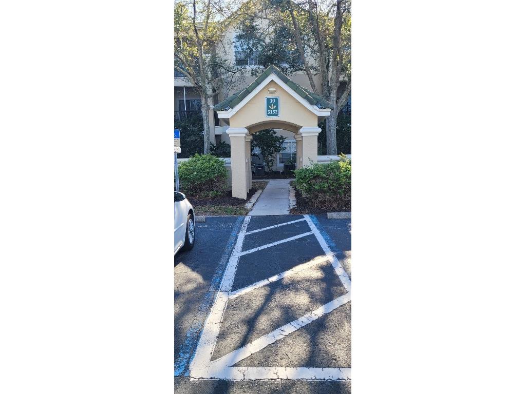 5152 Northridge Road #302 Sarasota FL 34238 A4591901 image1